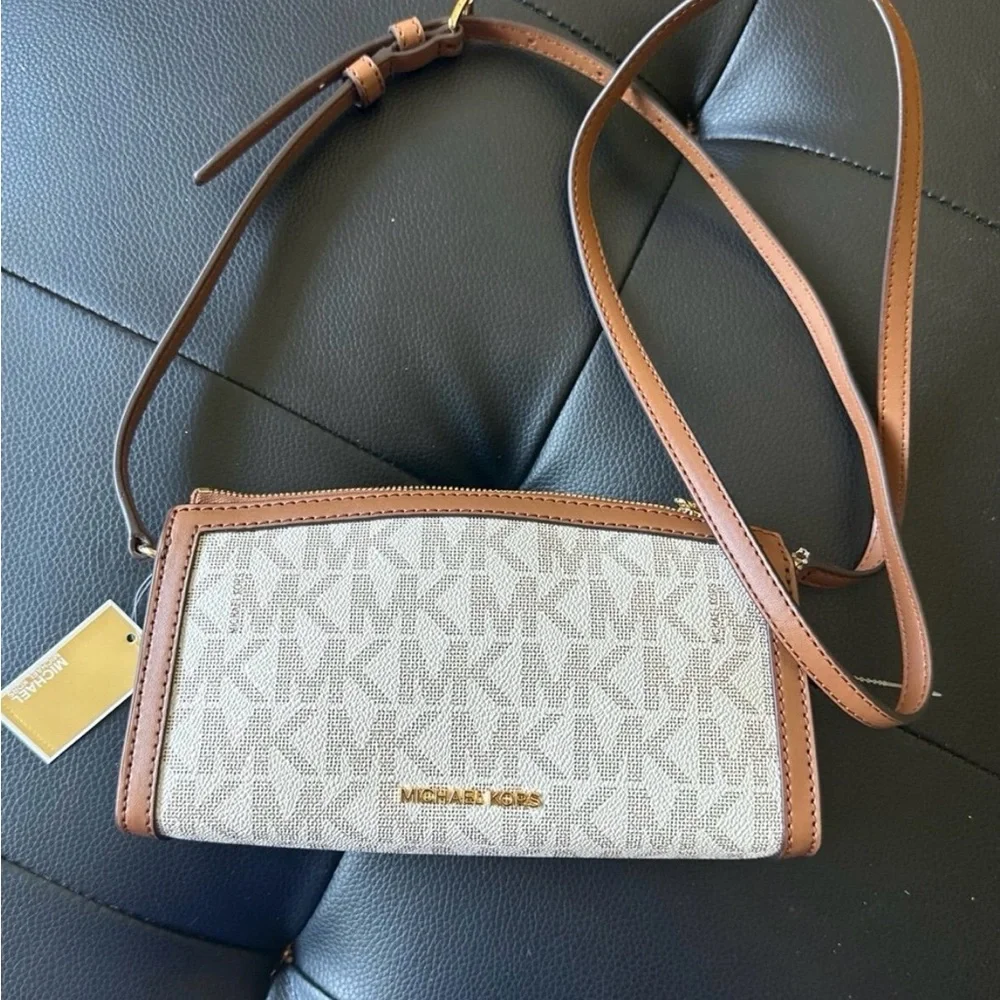 Michael Kors Brown and Cream Signature Crossbody Bag - Picture 1 of 5